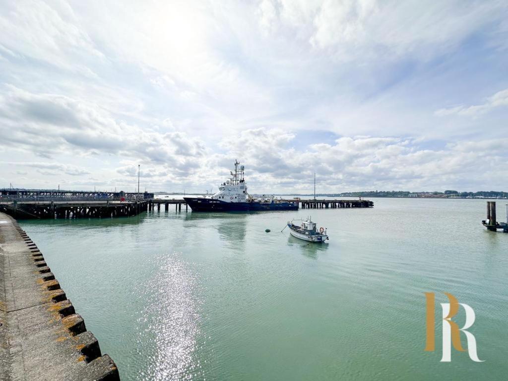 Fisherman'S Cottage - Harwich Breaks - Brand New - Long Stays Available Great Prices - Get In Touch For All Bookings - Cottage In Harwich - Beach Stay Экстерьер фото