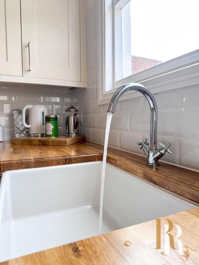 Fisherman'S Cottage - Harwich Breaks - Brand New - Long Stays Available Great Prices - Get In Touch For All Bookings - Cottage In Harwich - Beach Stay Экстерьер фото