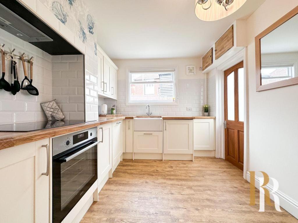 Fisherman'S Cottage - Harwich Breaks - Brand New - Long Stays Available Great Prices - Get In Touch For All Bookings - Cottage In Harwich - Beach Stay Экстерьер фото
